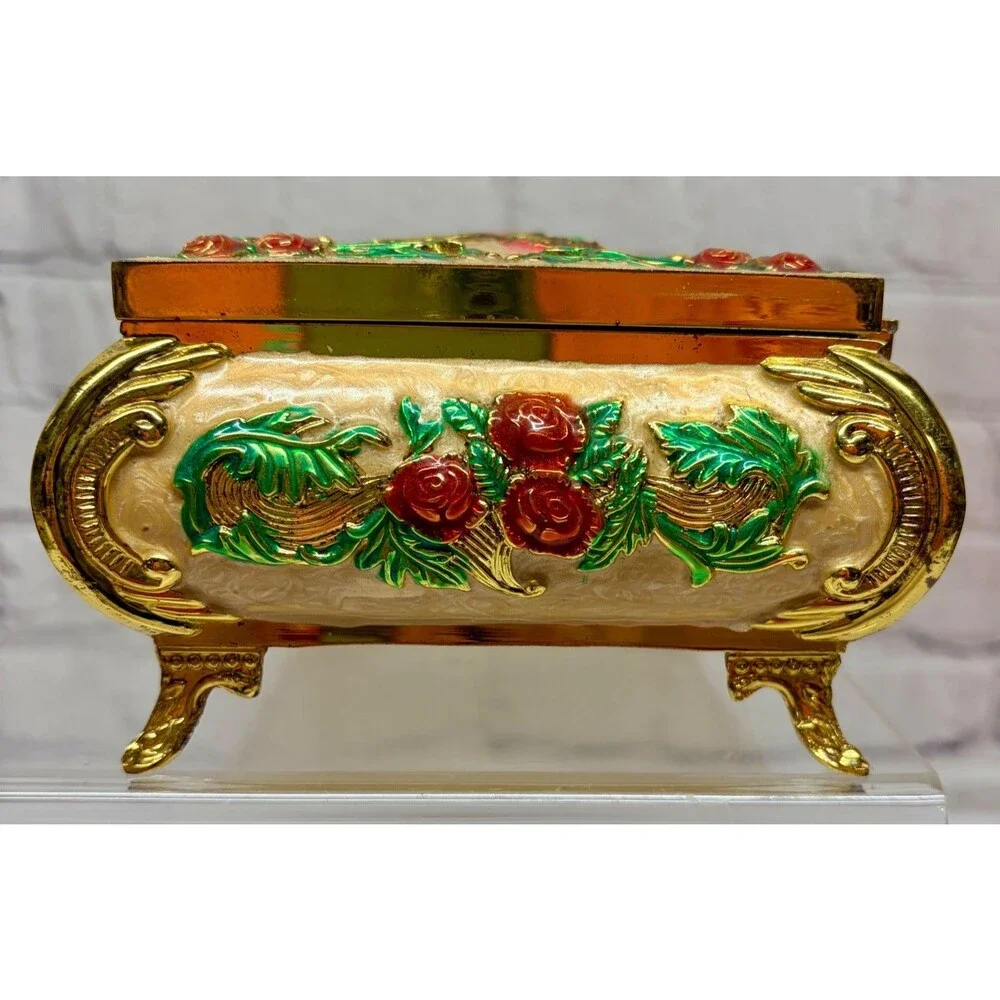 Vtg Jewelry Box Metal Enamel Christmas Scene Footed  Santa Sleigh Russian Troika